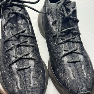 adidas Men's Black and Gray Knit Sneakers